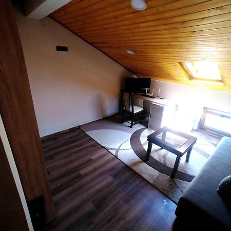Low Budget Apartment With Breakfast Varna Luaran gambar